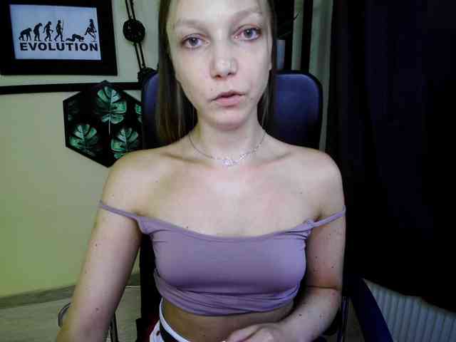 EmillyExtasy webcam