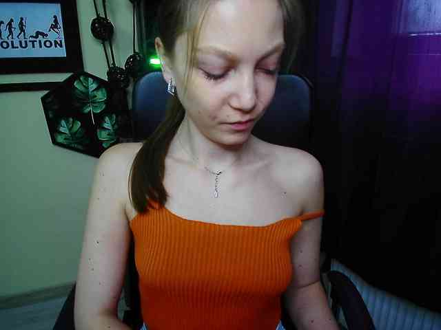 EmillyExtasy webcam