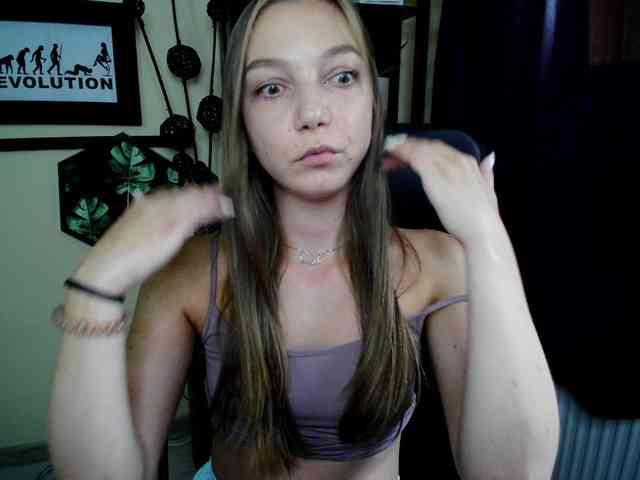 EmillyExtasy webcam