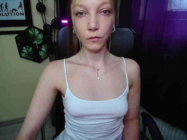 EmillyExtasy webcam