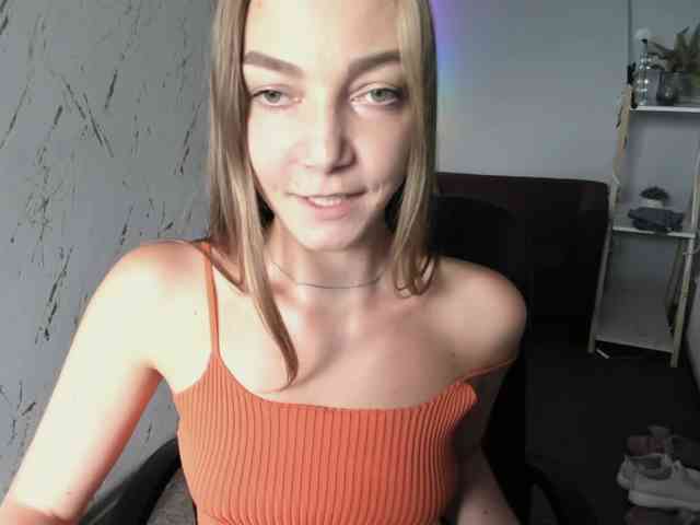 EmillyExtasy webcam
