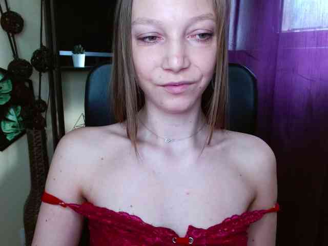 EmillyExtasy webcam