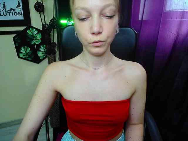 EmillyExtasy webcam
