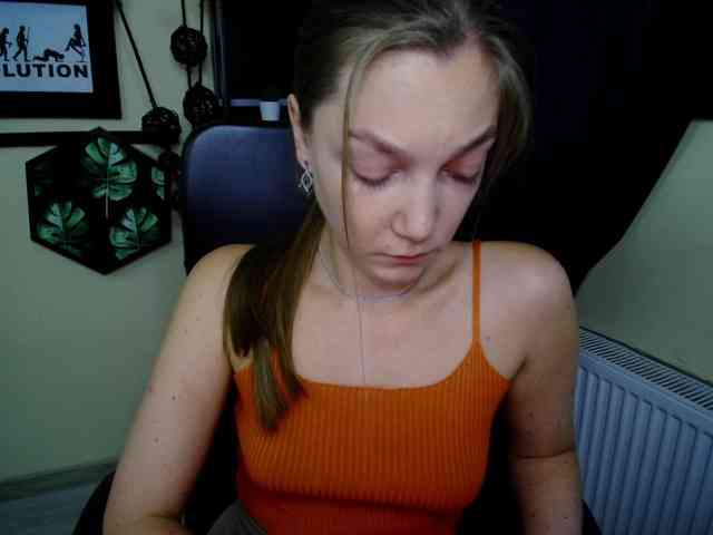 EmillyExtasy webcam