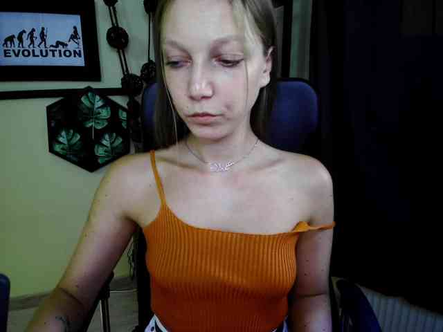 EmillyExtasy webcam
