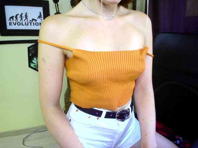 EmillyExtasy webcam