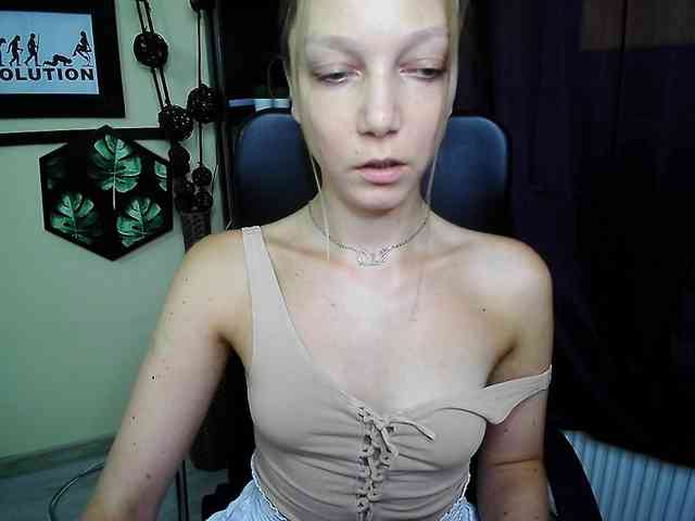 EmillyExtasy webcam