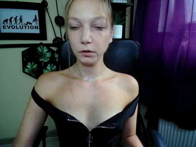 EmillyExtasy webcam