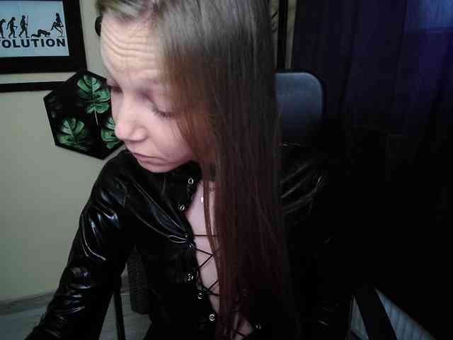 EmillyExtasy webcam