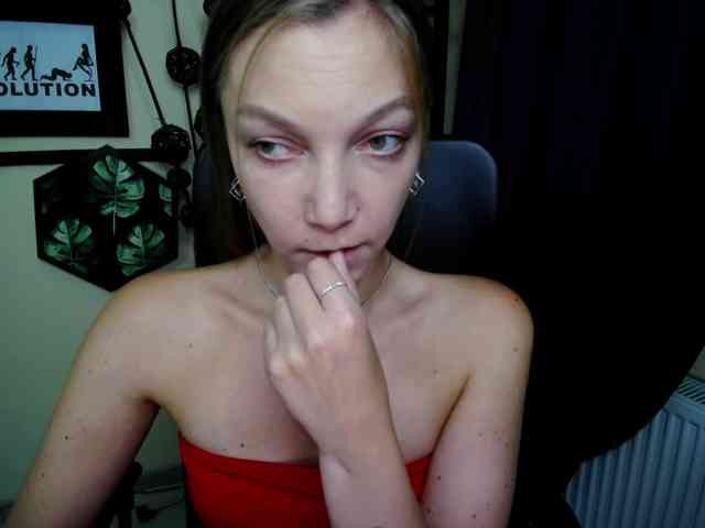 EmillyExtasy webcam