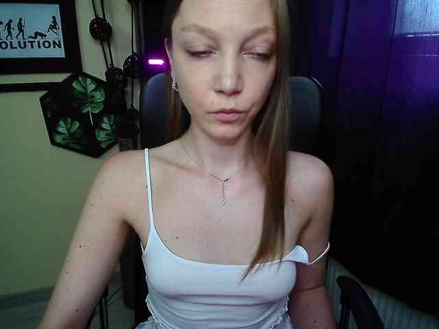 EmillyExtasy webcam
