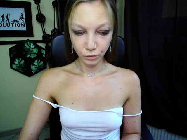 EmillyExtasy webcam