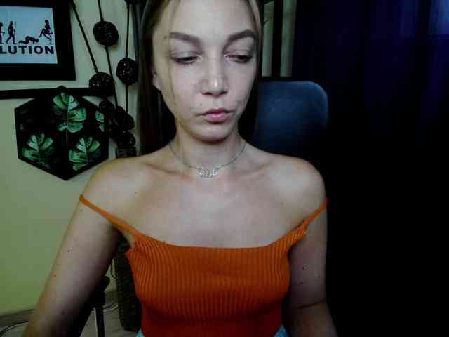 EmillyExtasy webcam