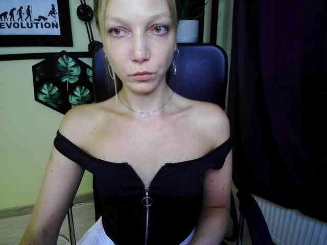 EmillyExtasy webcam
