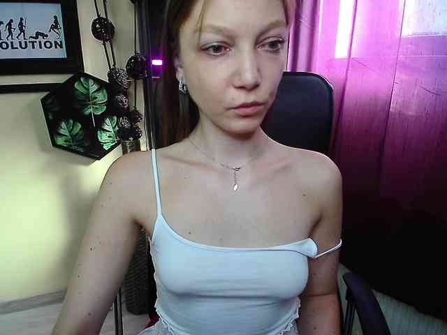 EmillyExtasy webcam