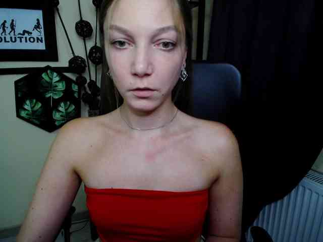 EmillyExtasy webcam