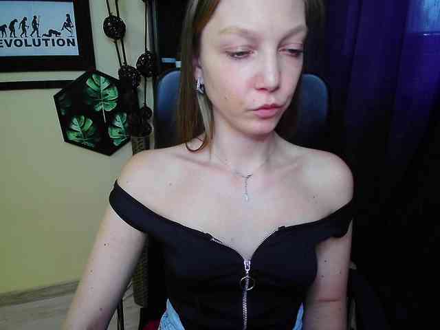 EmillyExtasy webcam
