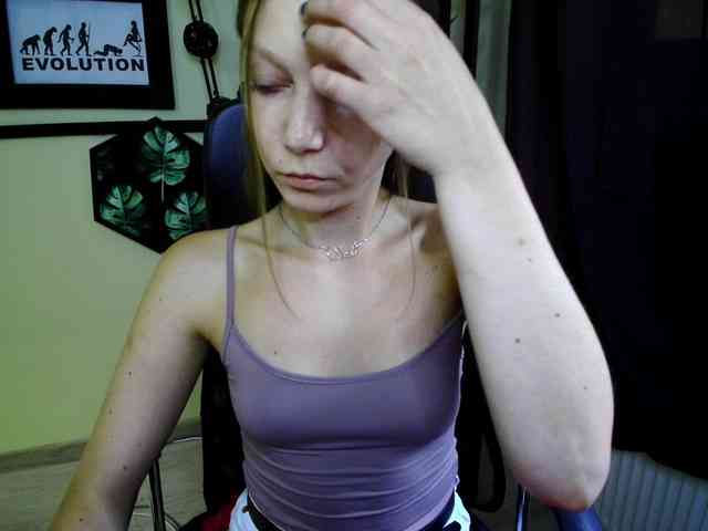 EmillyExtasy webcam