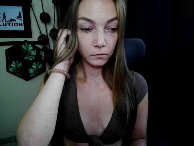EmillyExtasy webcam