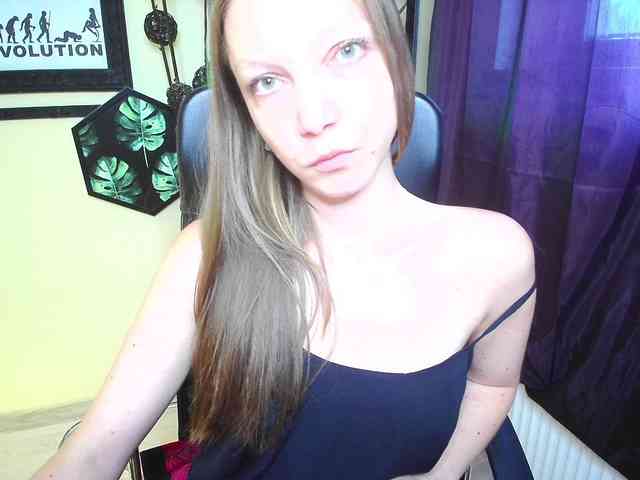 EmillyExtasy webcam