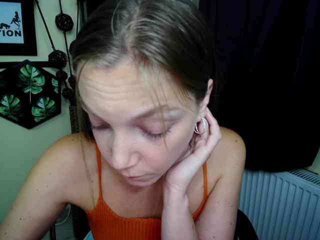 EmillyExtasy webcam