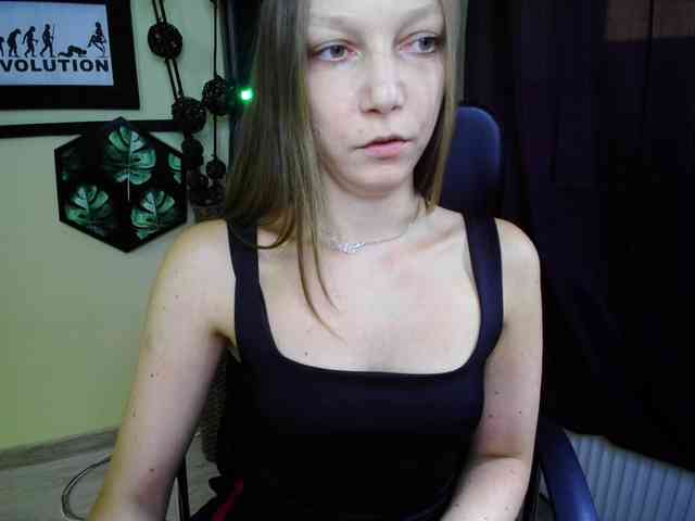 EmillyExtasy webcam