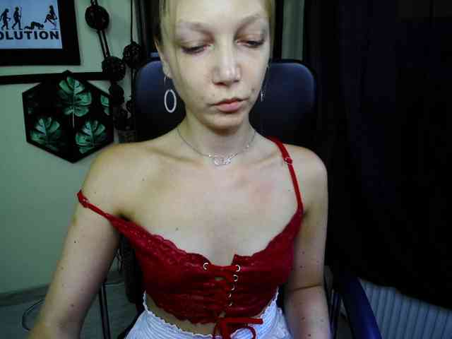EmillyExtasy webcam