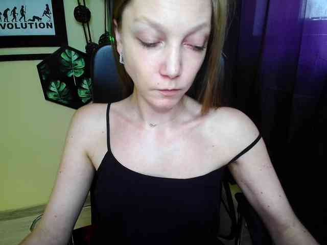 EmillyExtasy webcam