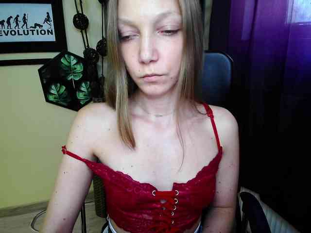 EmillyExtasy webcam