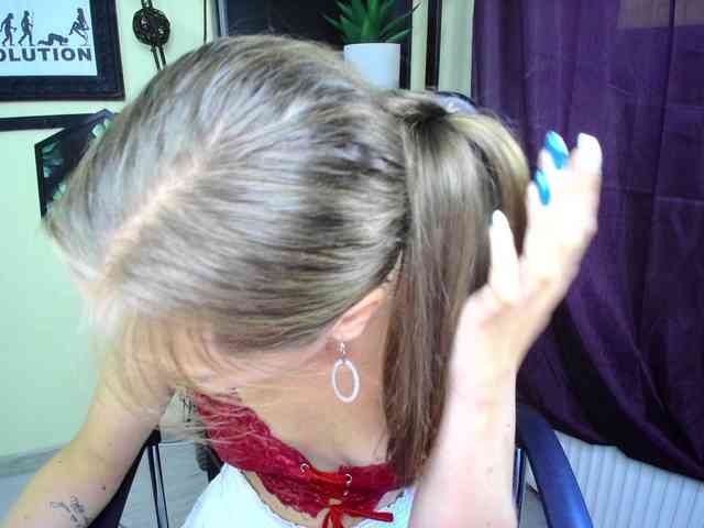 EmillyExtasy webcam