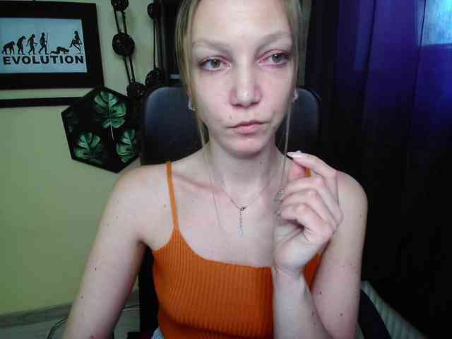EmillyExtasy webcam