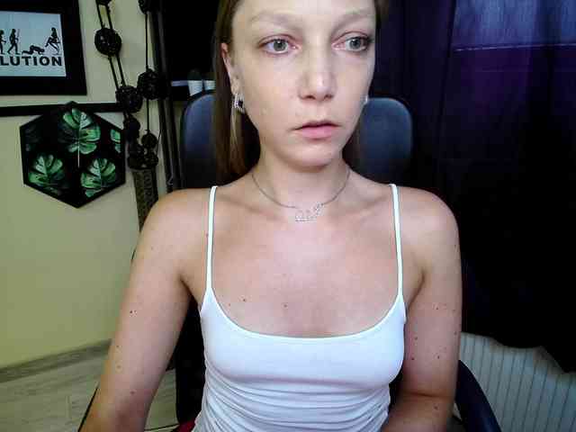 EmillyExtasy webcam