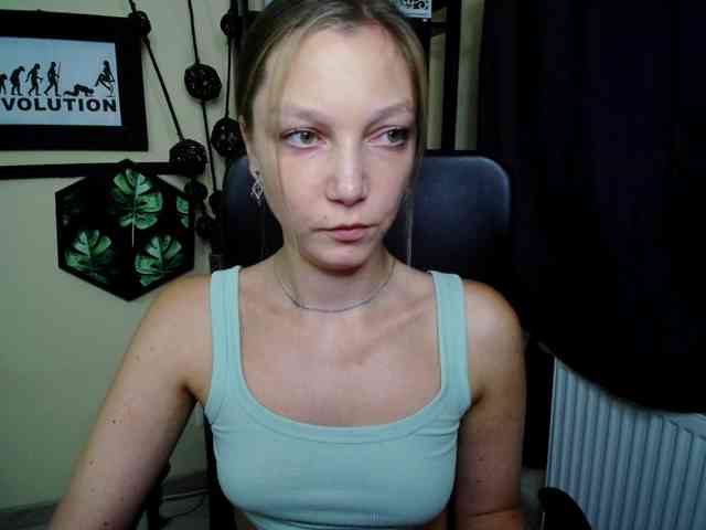 EmillyExtasy webcam