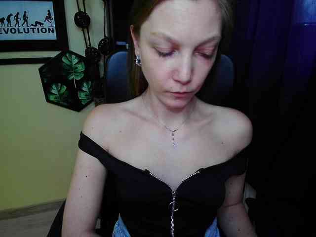 EmillyExtasy webcam