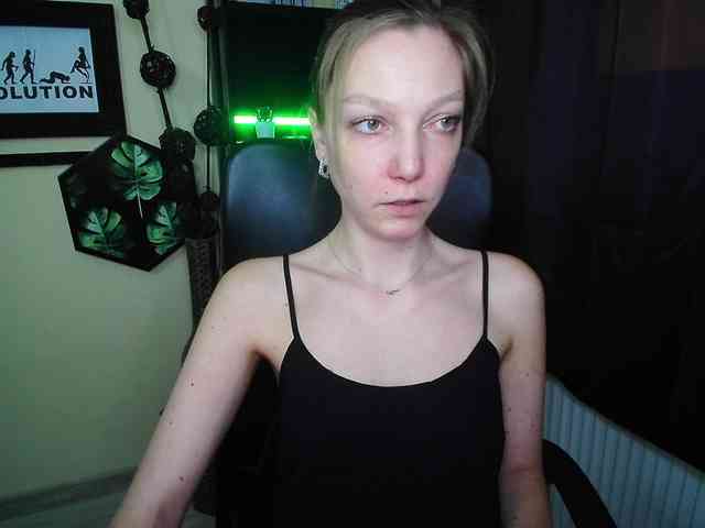 EmillyExtasy webcam