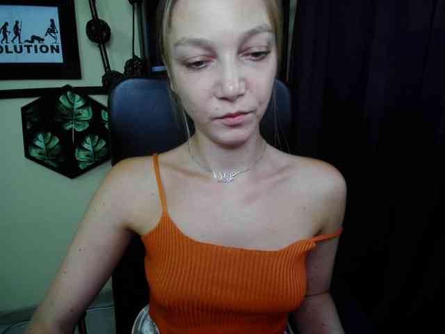 EmillyExtasy webcam