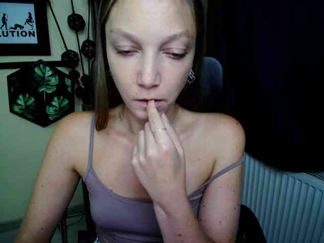 EmillyExtasy webcam