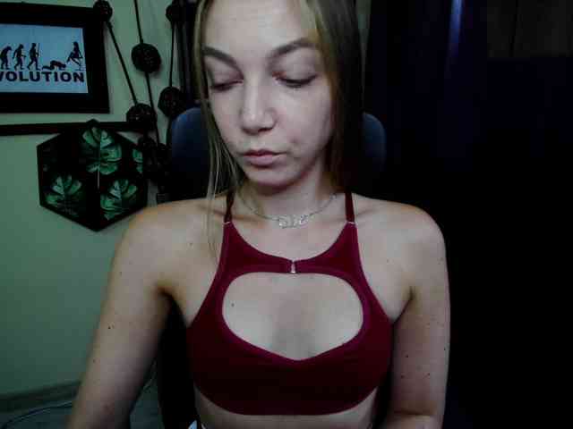 EmillyExtasy webcam