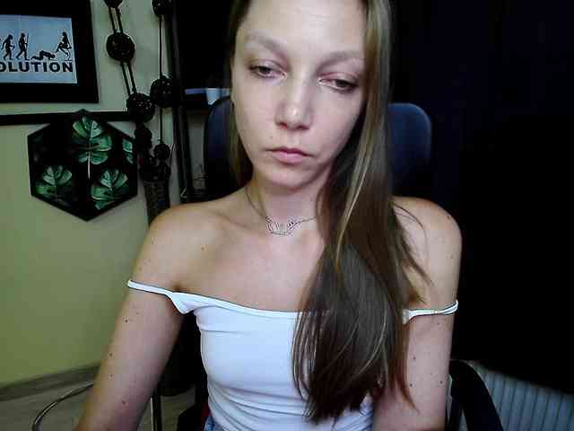 EmillyExtasy webcam