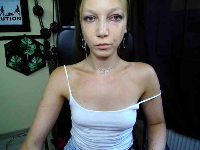 EmillyExtasy webcam