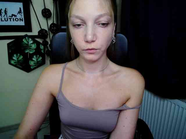 EmillyExtasy webcam