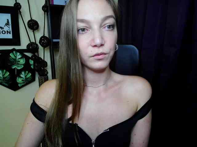 EmillyExtasy webcam