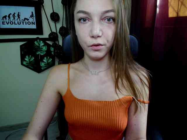 EmillyExtasy webcam