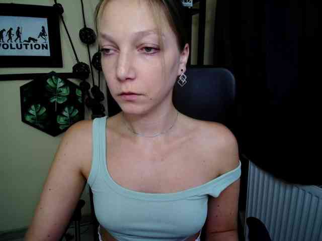 EmillyExtasy webcam