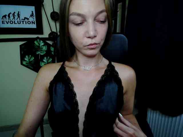 EmillyExtasy webcam