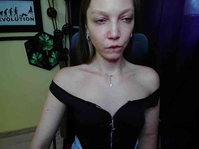 EmillyExtasy webcam