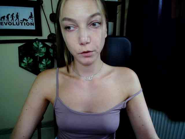 EmillyExtasy Live Webcam on BongaCams