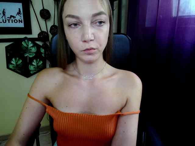 EmillyExtasy webcam