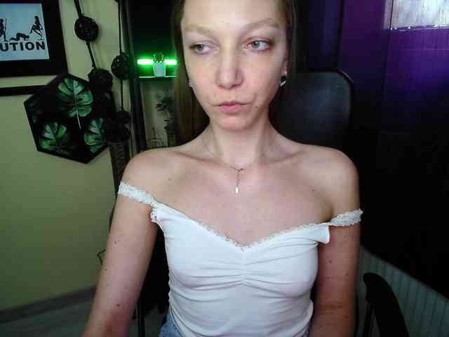 EmillyExtasy webcam