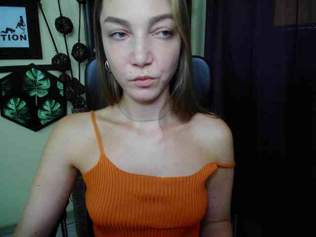 EmillyExtasy webcam